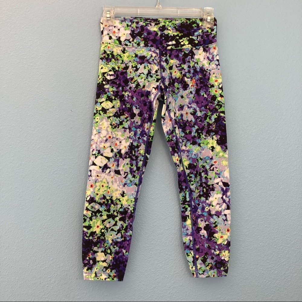 Calvin Klein Performance Athletic Cropped Leggings - XS - Multicolored Floral